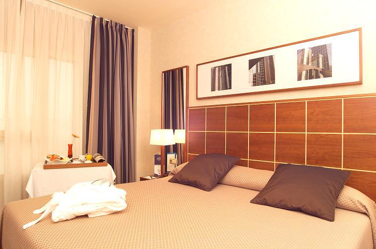 Eurostars Gran Madrid Hotel Alcobendas Szoba fotó